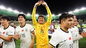 穆奇·贝兹达成“30 本垒打+30 盗垒”，领跑美联 MVP