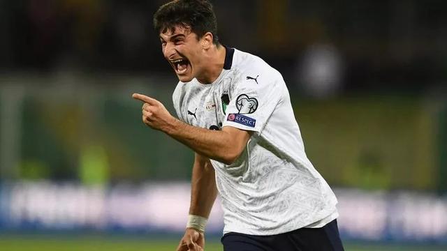 员在关键时 员在关键时