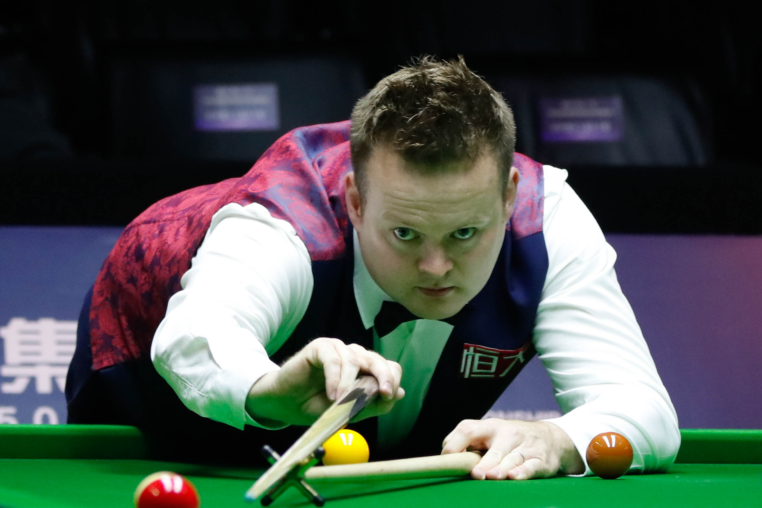 突破1亿英 突破1亿英